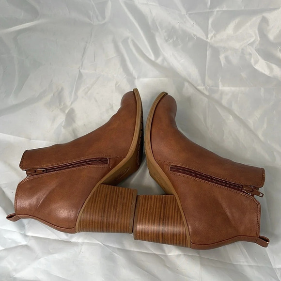 EURO SOFT By Softt Salida Western Ankle Boots Camel Brown Vegan Leather Zip 8.5 - Picture 5 of 15